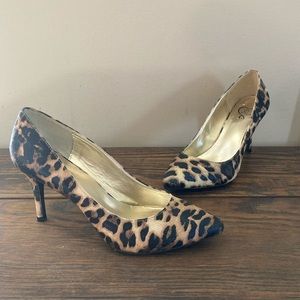 Leopard print high heel pumps
